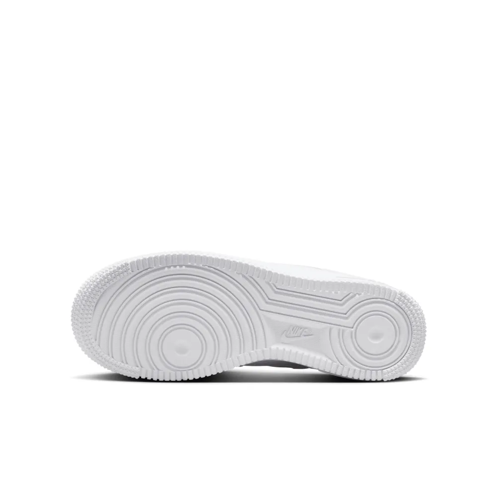 Nike Air Force 1 LV8 HF0095-100 / weiss