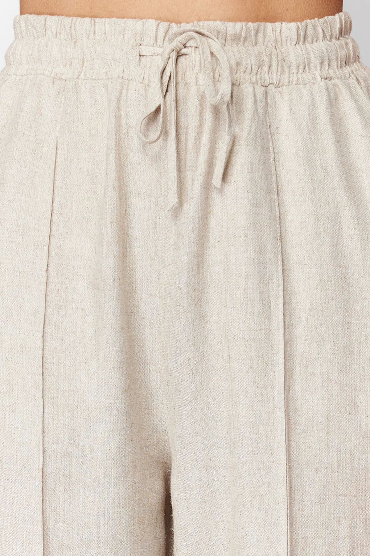 Trendyol Collection  Beige Hose aus Baumwollleinen mit geradem Schnitt und elastischem Bund TWOSS24PL00063