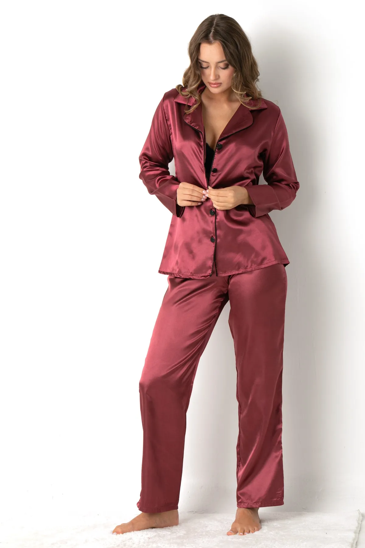 Doremi  Langarm-Pyjama-Set aus Satin