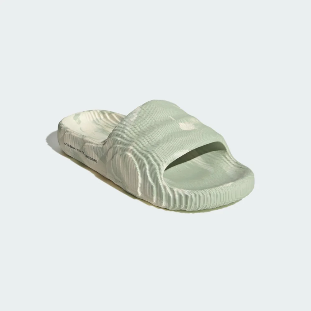 adidas Adilette 22 IG5917 / weiss