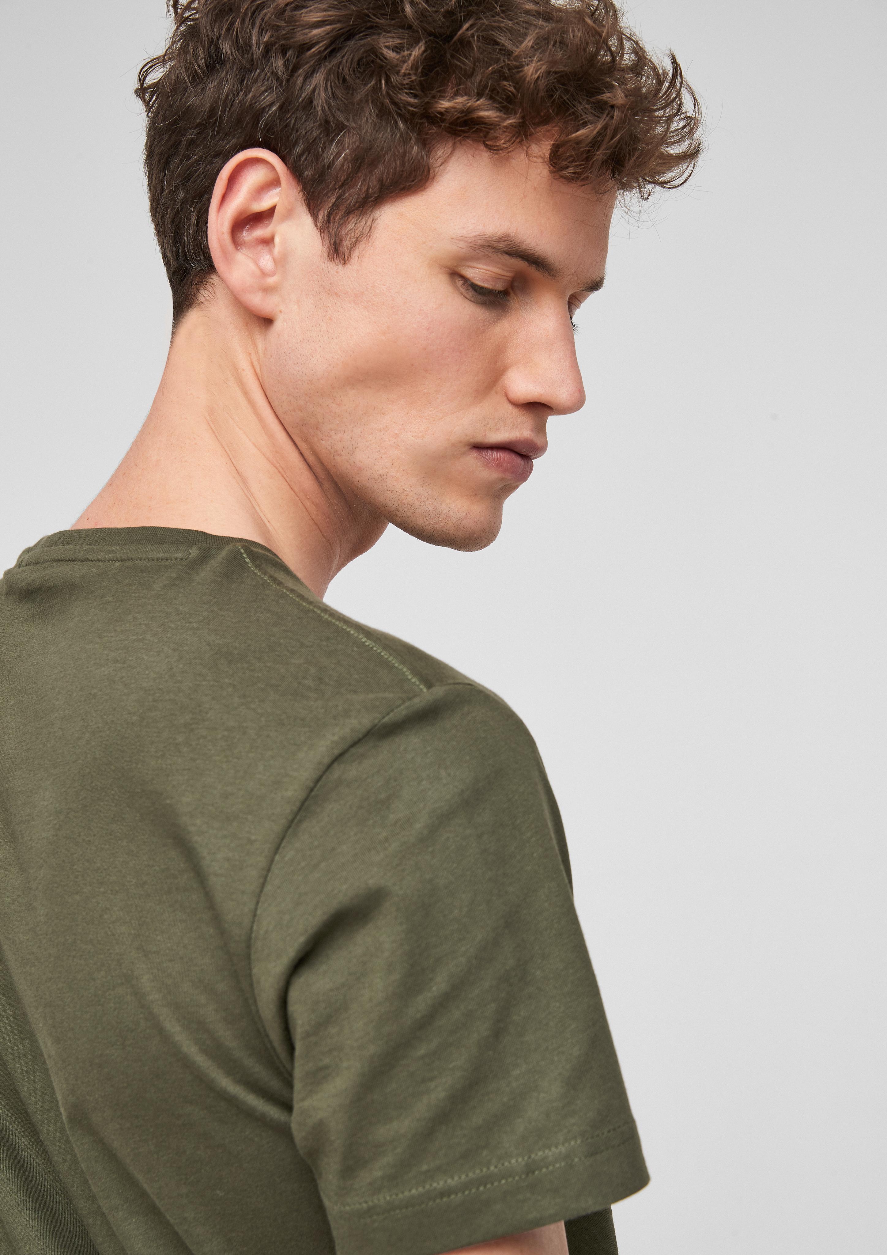 Shirt aus Baumwolljersey  03.899.32.6947-7940