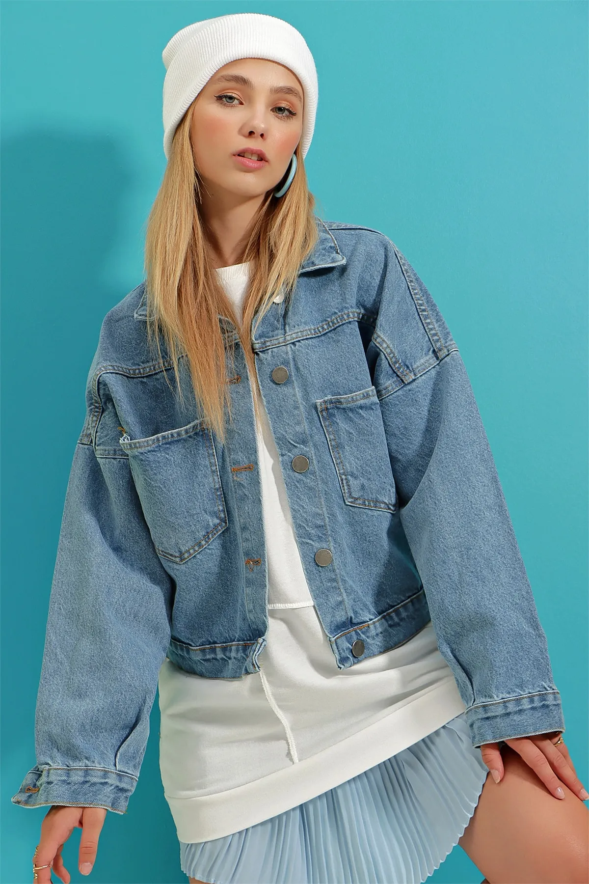 Trend Alaçatı Stili  Blaue Crop-Jeansjacke für Damen