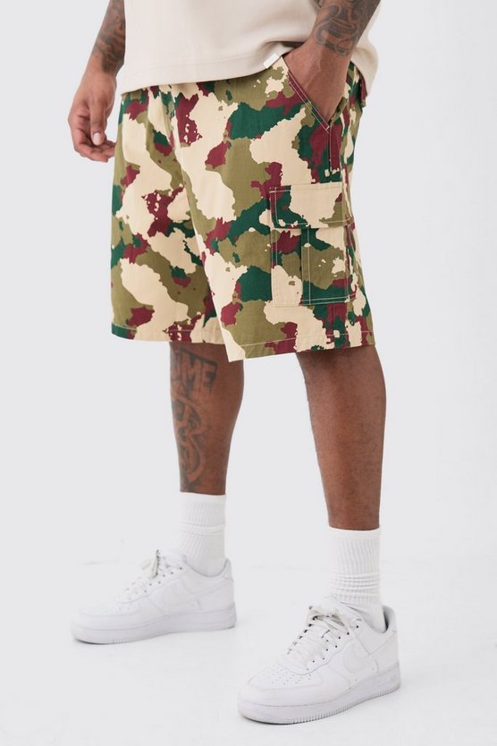 Plus Camouflage Twill Cargo-Shorts
