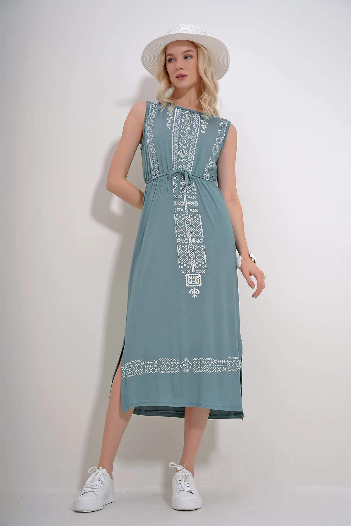 Trend Alaçatı Stili  Kleid - Grün - A-Linie