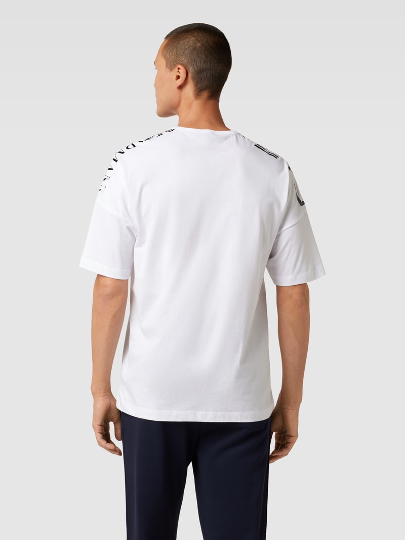 T-Shirt mit Label-Print in weiß