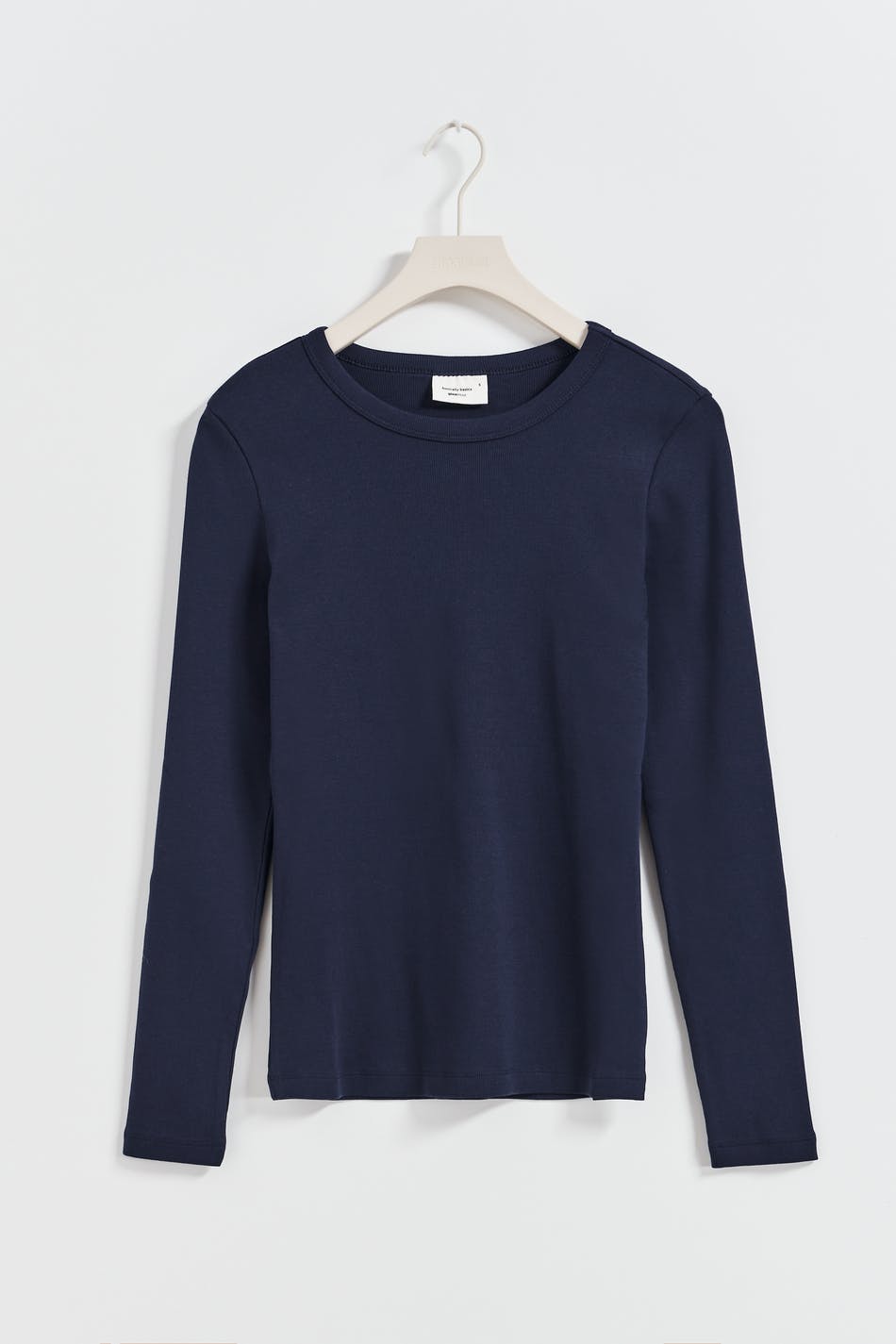Basic long sleeve top