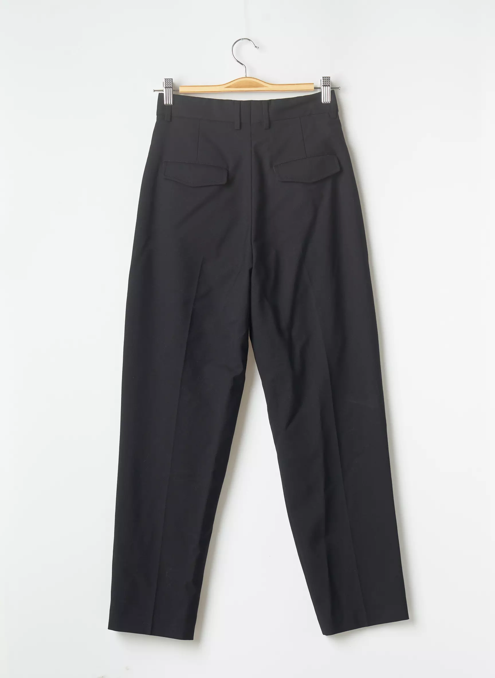 Yugen Pantalons Chino Femme couleur noir