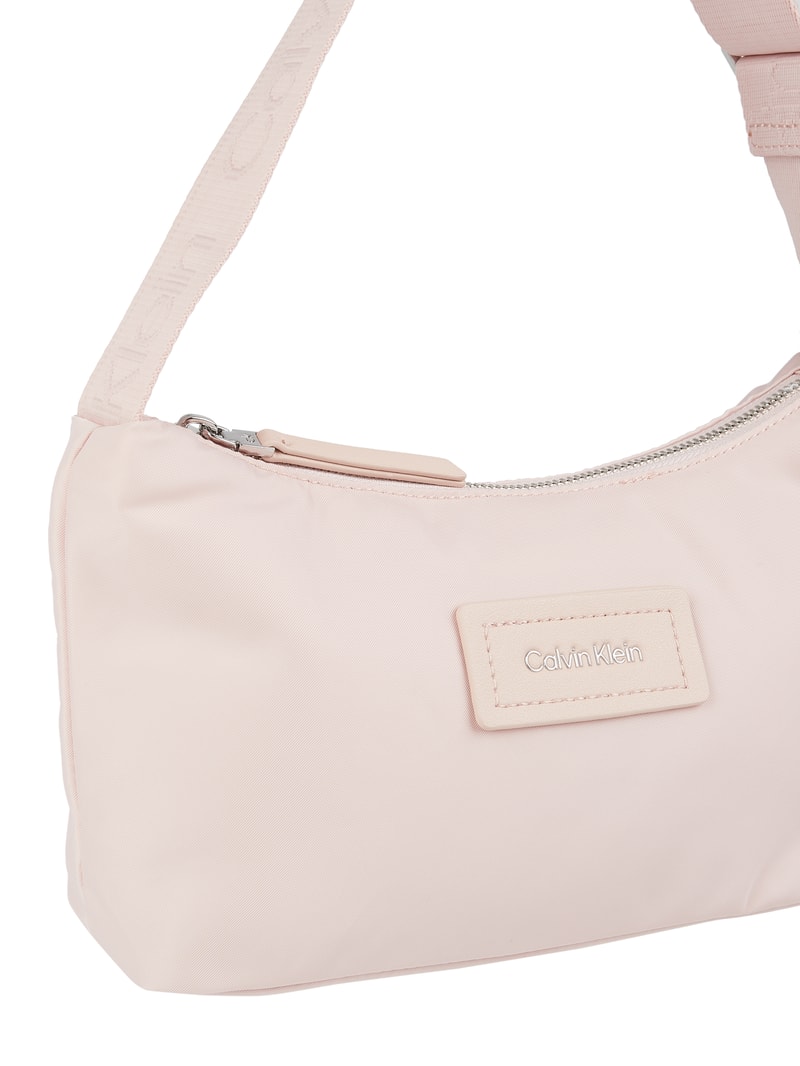 Pochette aus Textil in rosé