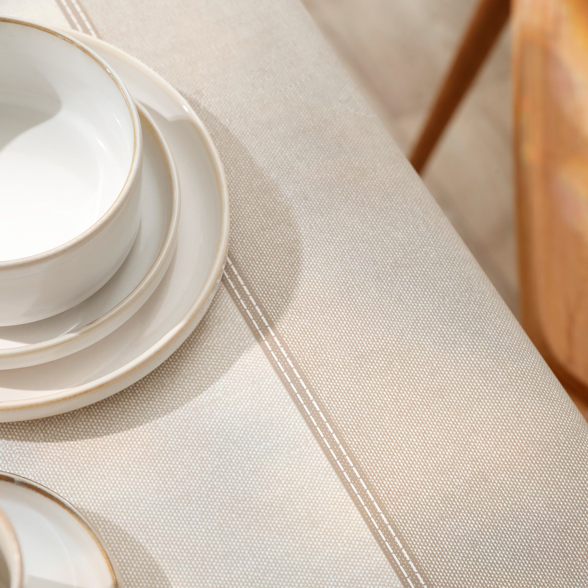 Nappe toile cirée imprimée faux-uni