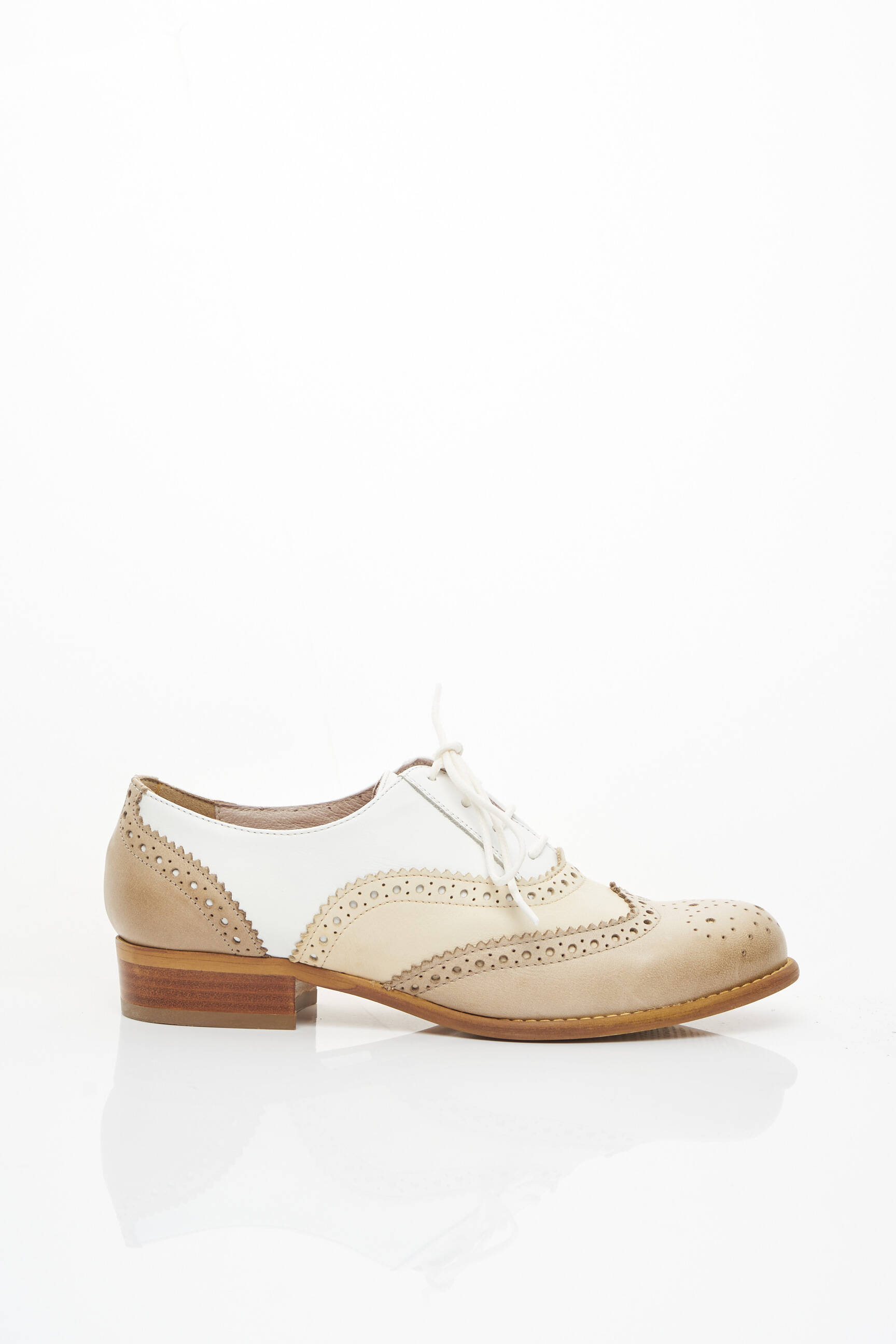 Donna Piu Derby Femme couleur beige