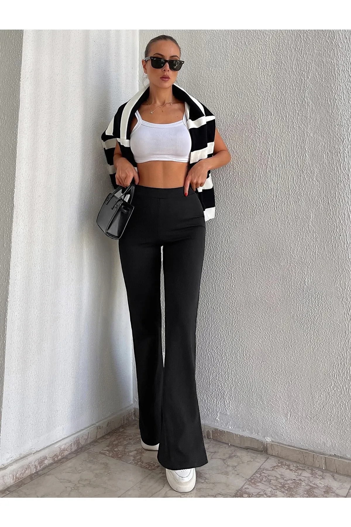 Bianco Lucci  Gerippte, ausgestellte Beinstrumpfhose für Damen
