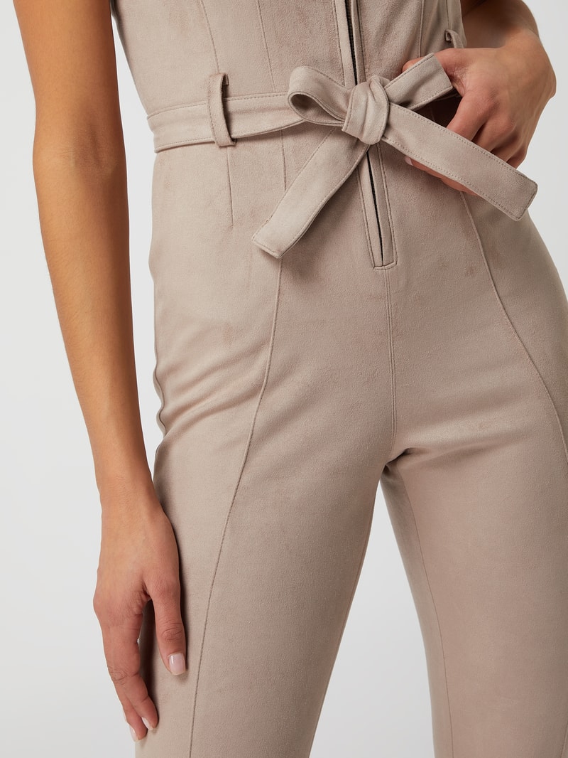 Jumpsuit in Veloursleder-Optik in taupe