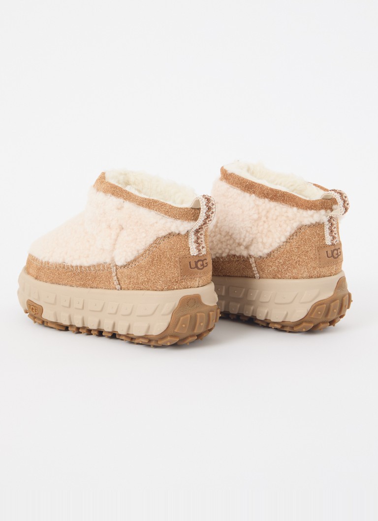 Ghete UGG Venture Daze Ultra Mini din piele de oaie cu detalii întoarsă