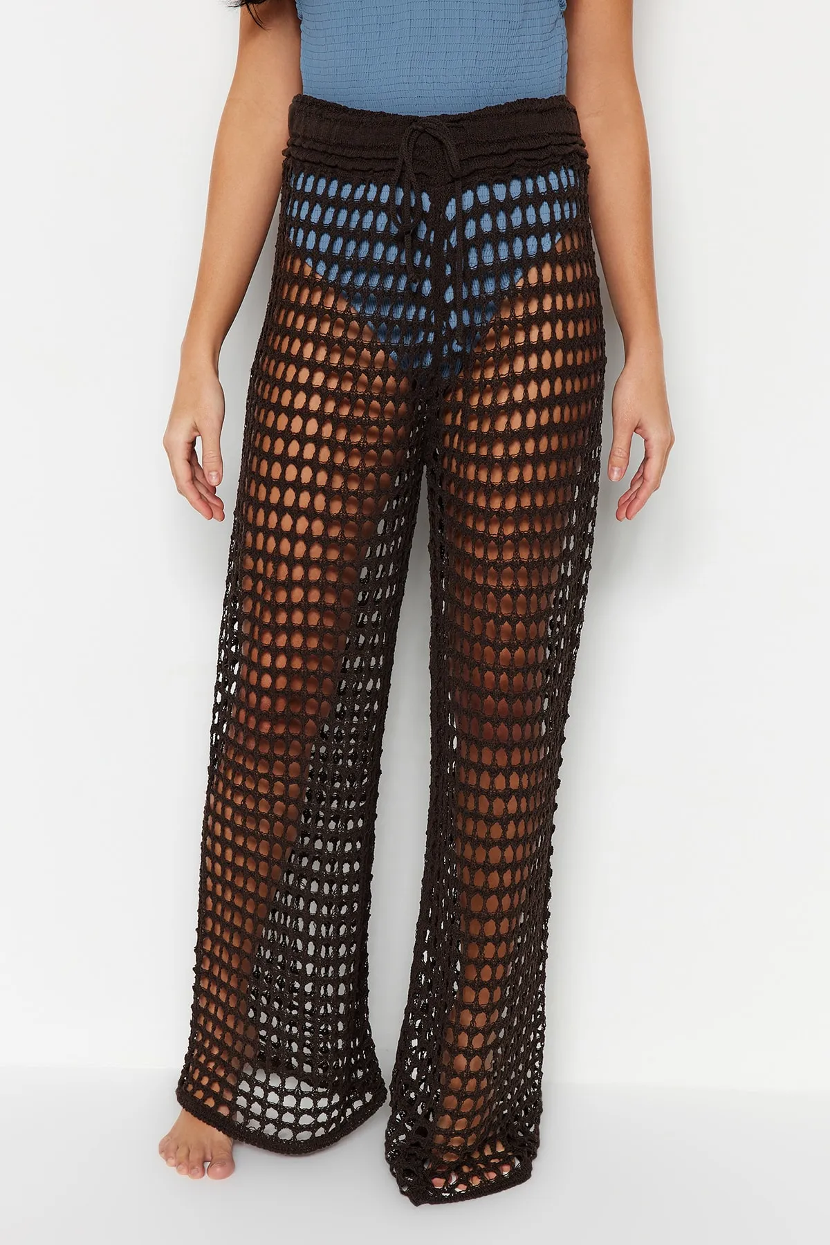 Trendyol Collection  Braune Strickhose TBESS23PL00017