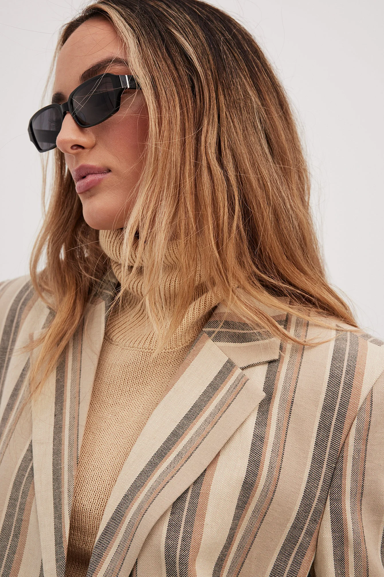 Gestreifter Blazer mit gerader Passform