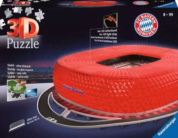 Ravensburger Allianz Arena bei Nacht