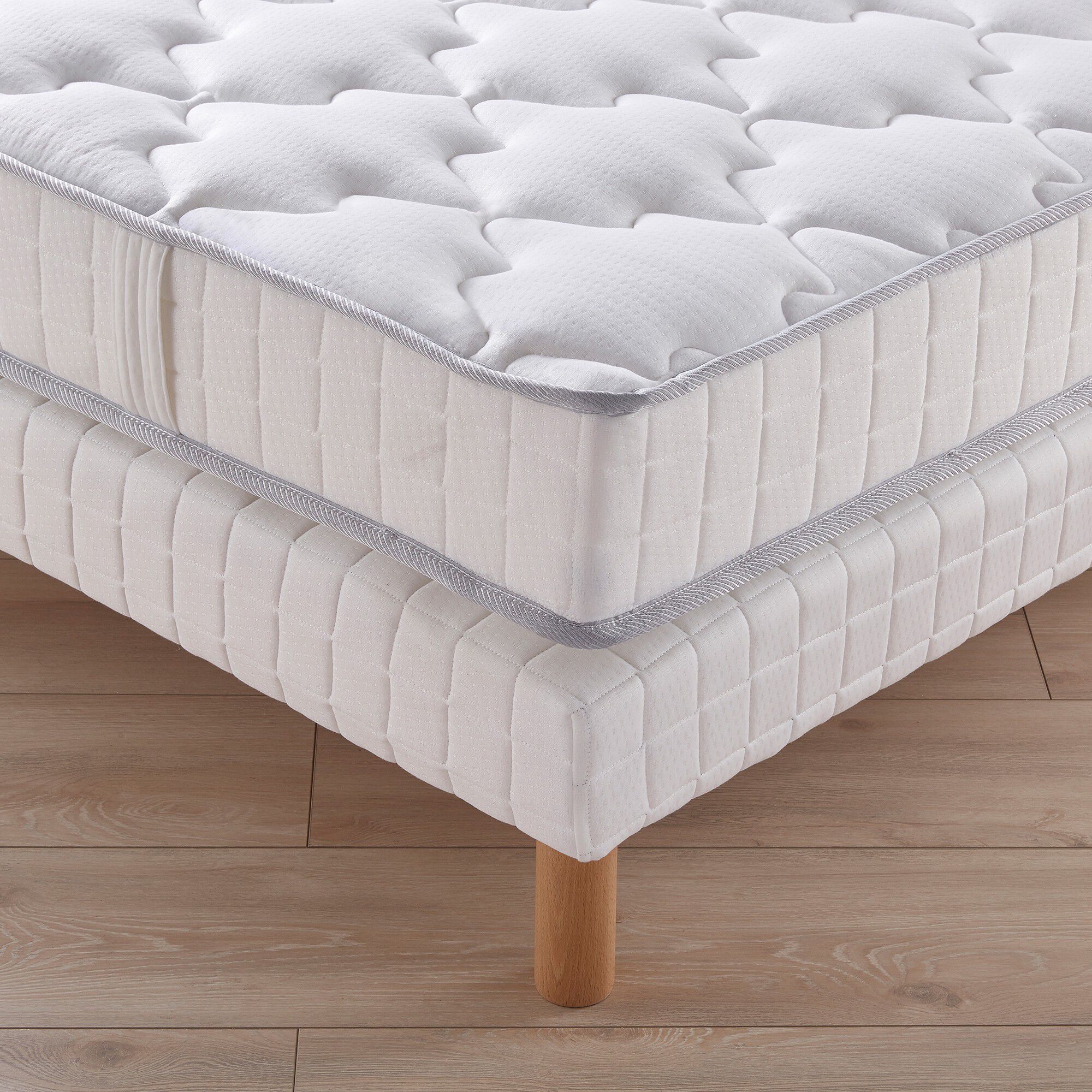 Matelas mousse Conforlux confort ferme