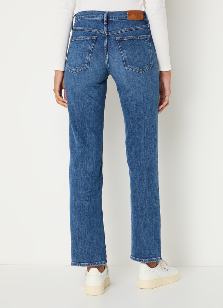 Calça jeans Tommy Hilfiger de cintura alta e perna reta com lavagem média.