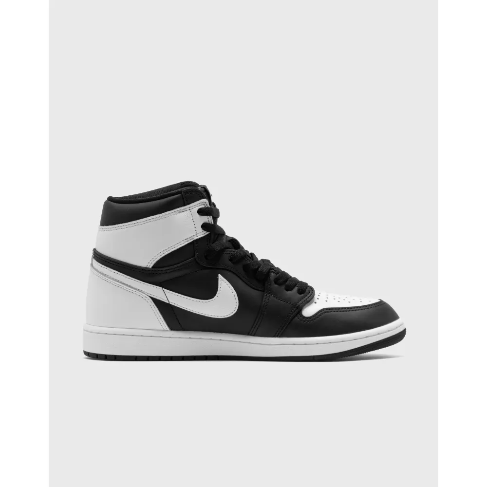 NIKE JORDAN 1 Retro High OG DZ5485 010 / schwarz