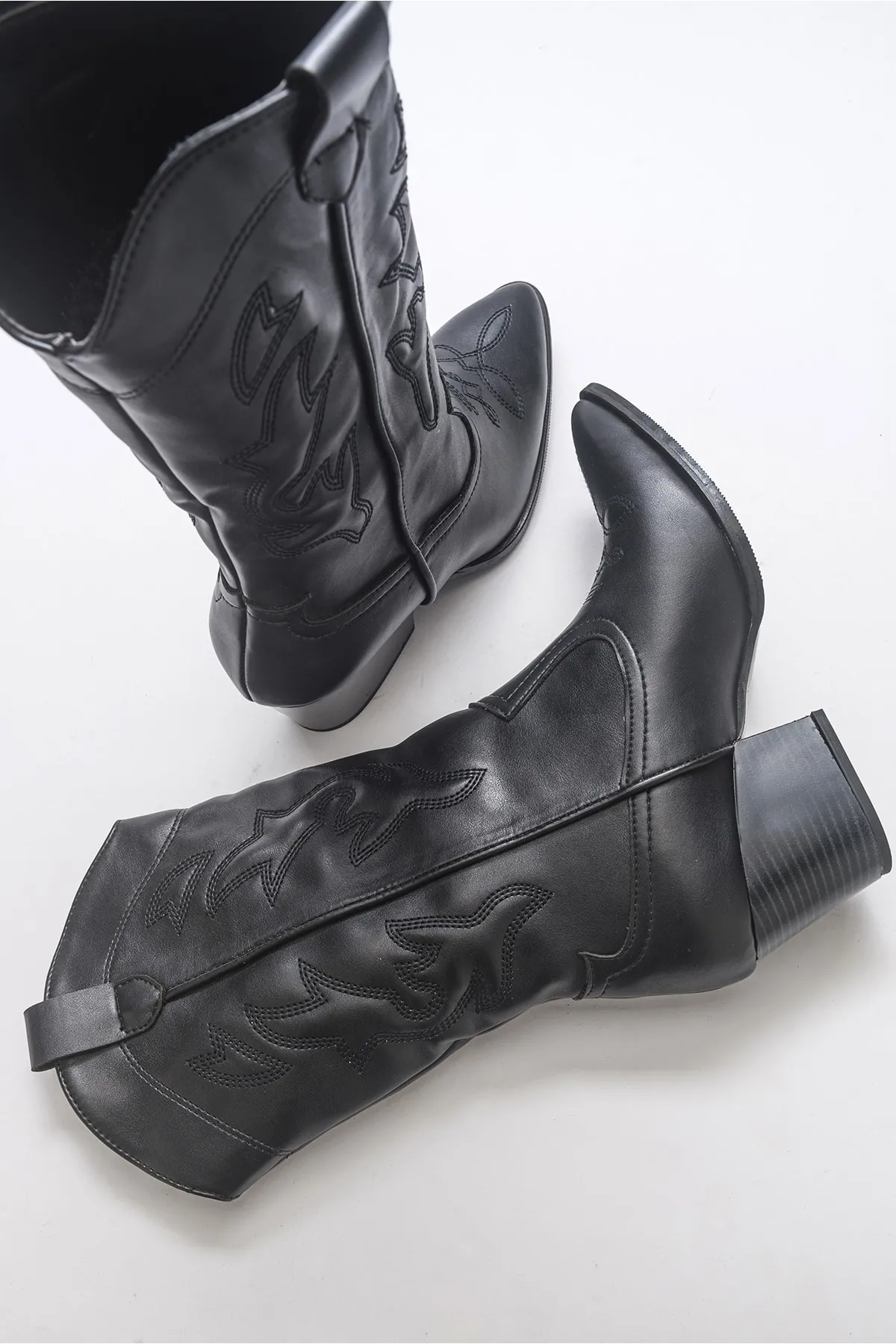 LuviShoes  Roddy Black Skin Damenstiefel