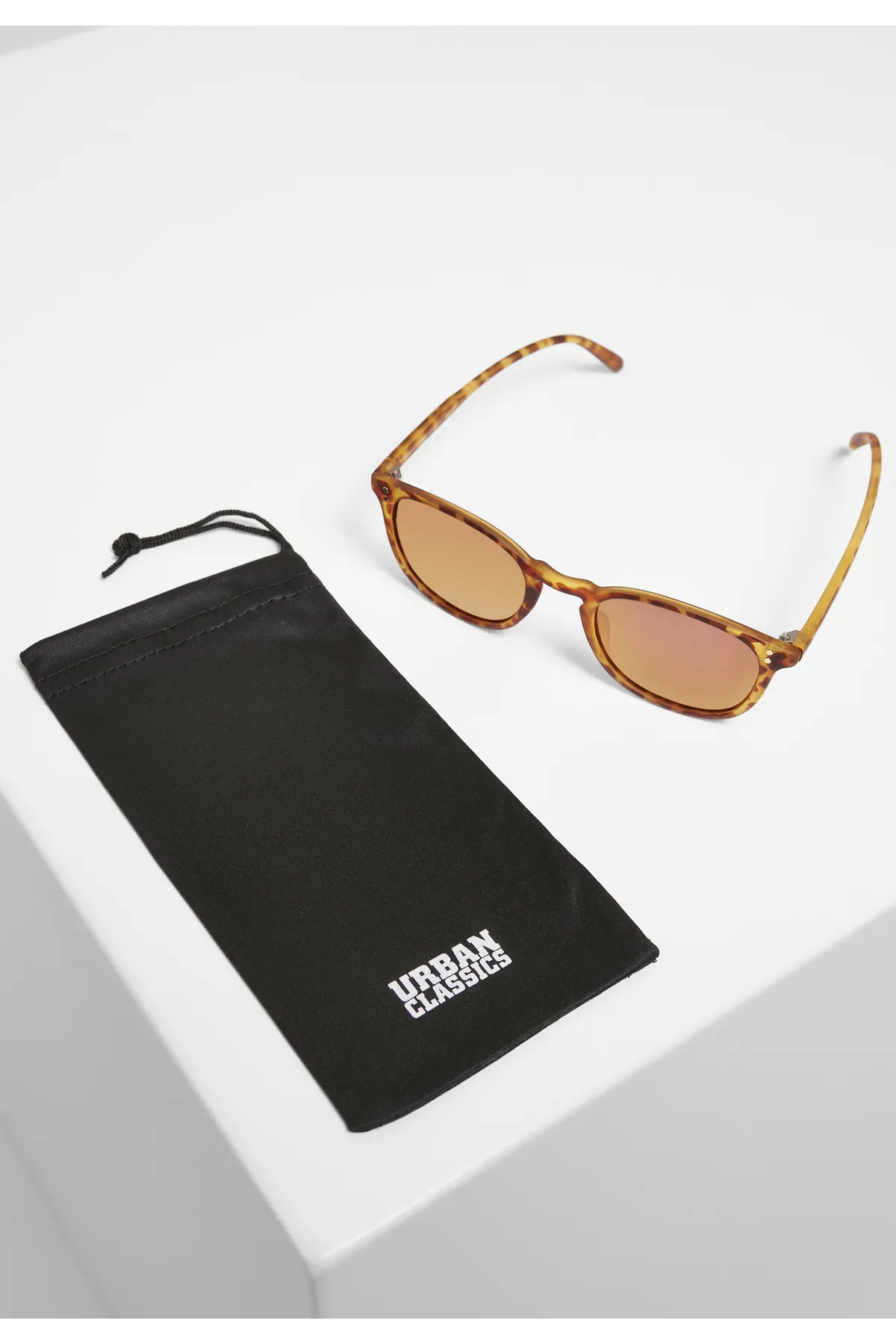 Urban Classics  Accessoires Sonnenbrillen Arthur UC