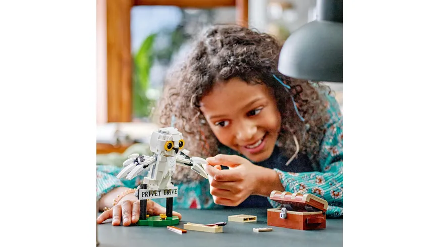 LEGO Harry Potter 76425 Hedwig im Ligusterweg 4