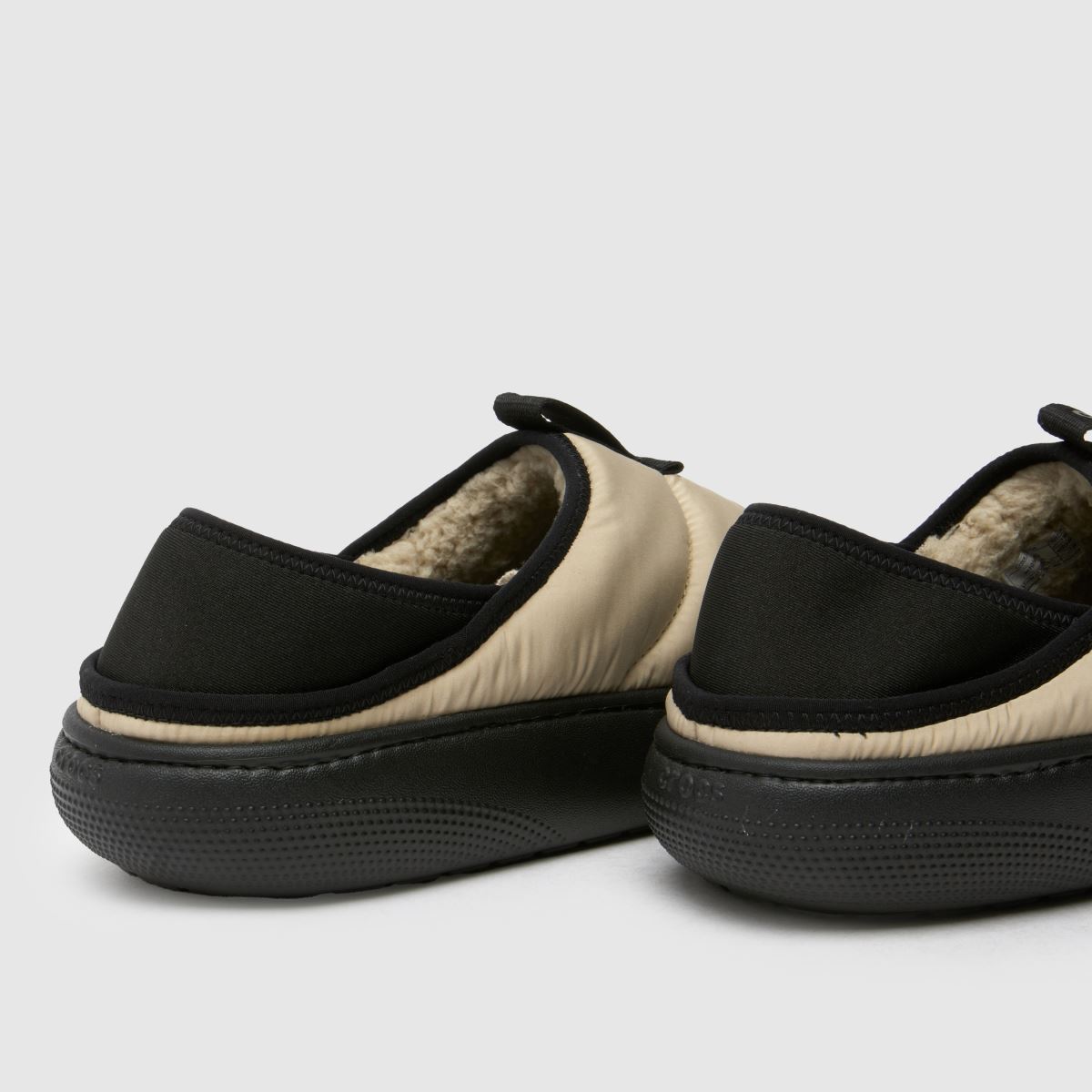 Sandali Crocs puff moc v bež barvi