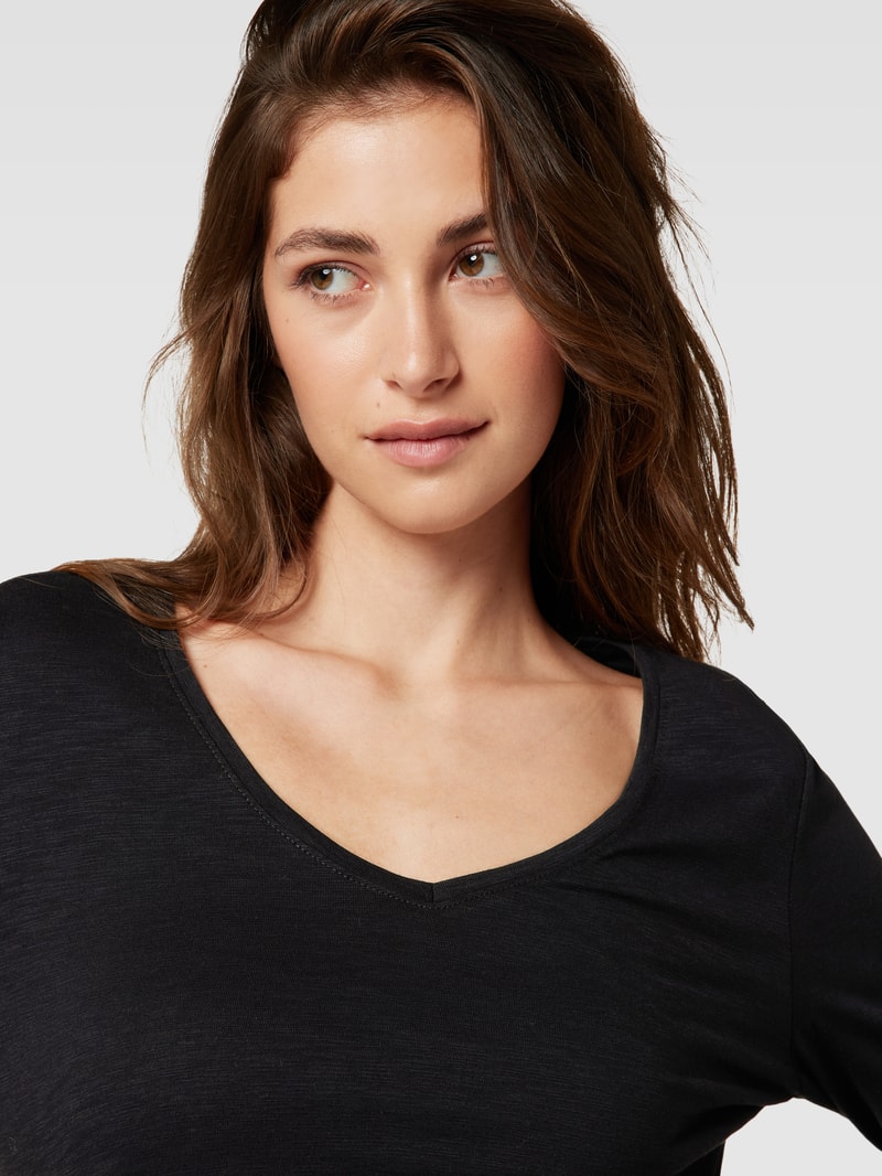 Longsleeve mit V-Ausschnitt in schwarz