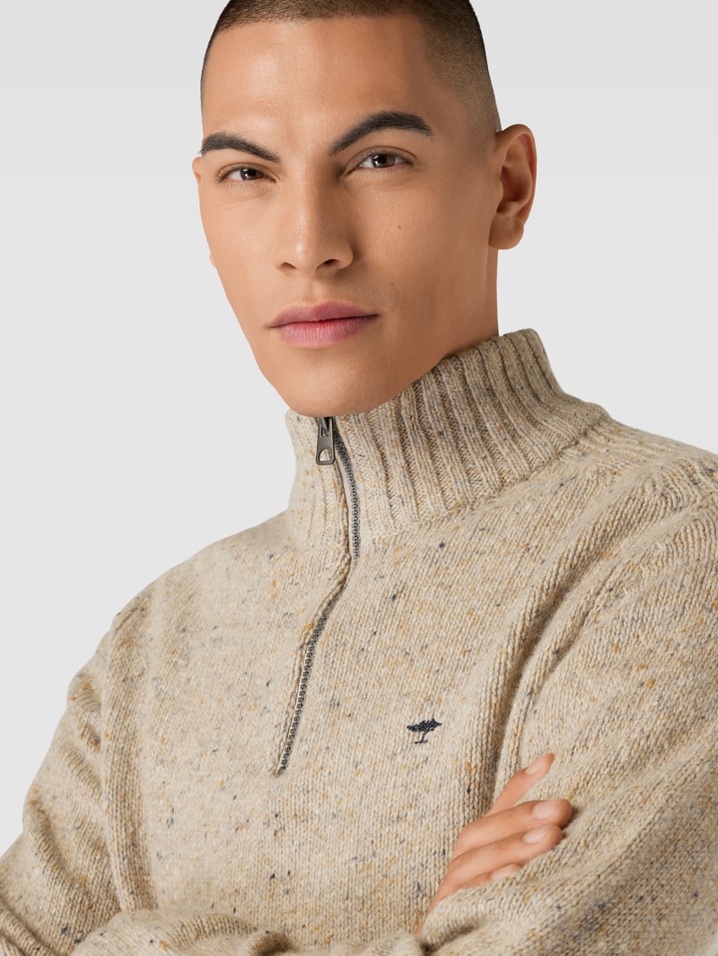 Strickpullover mit kurzem Reißverschluss in offwhite