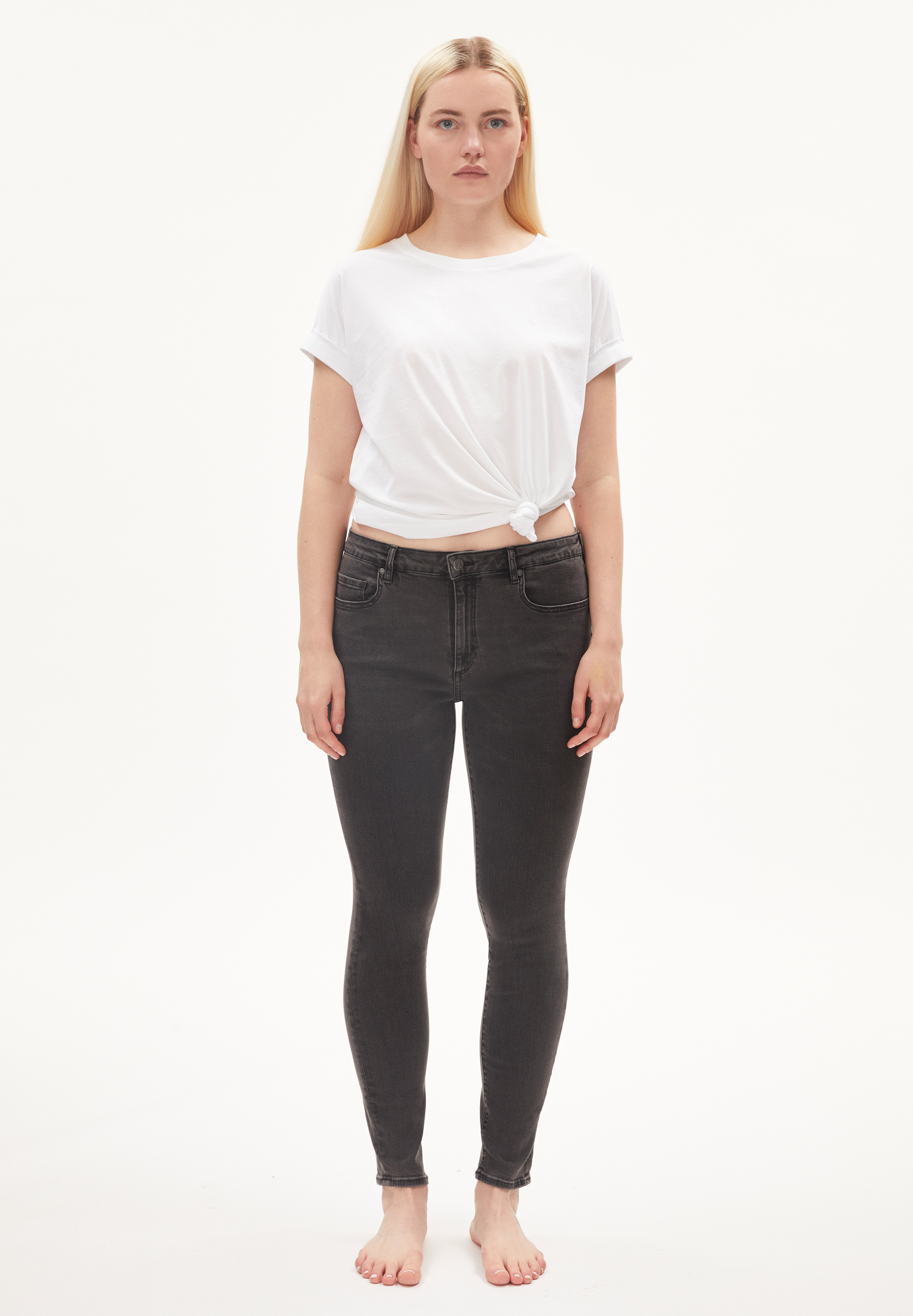 Skinny Leg Mid Waist aus Bio-Baumwoll Mix