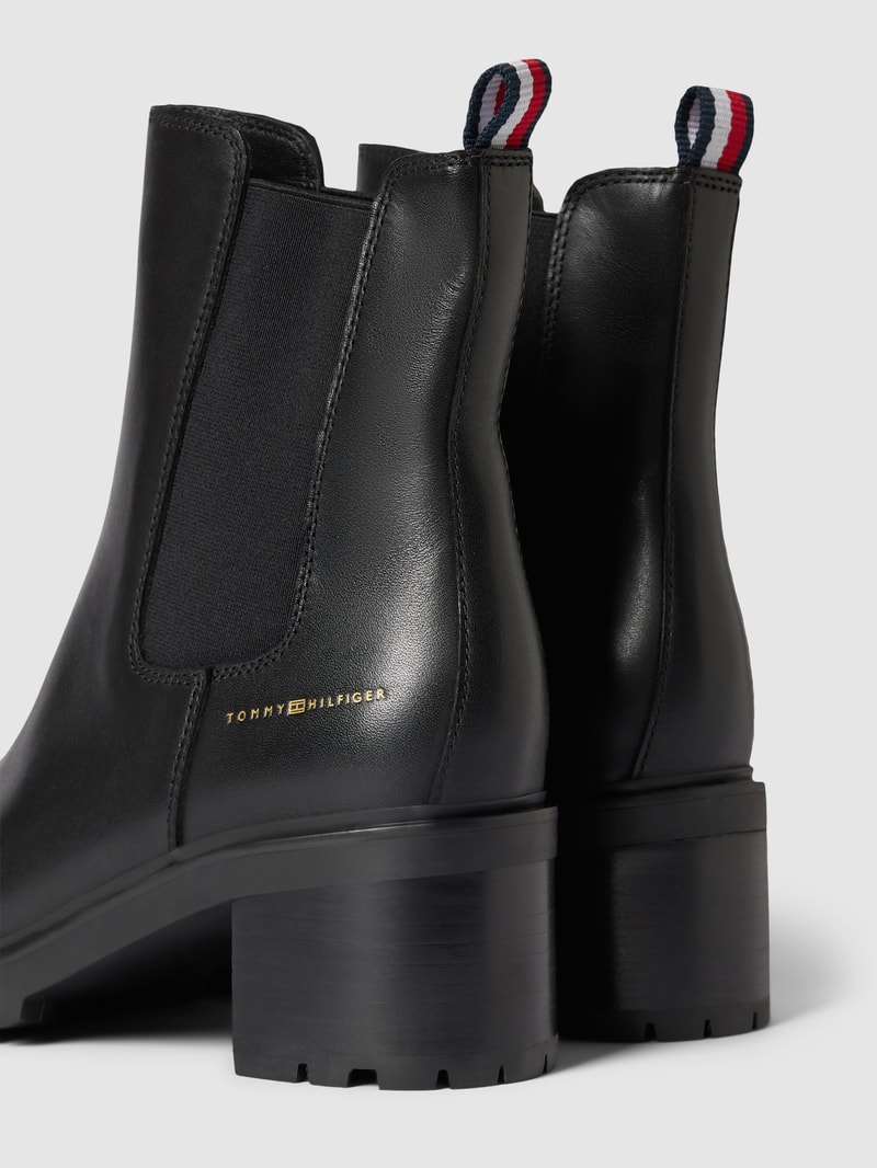 Chelsea Boots aus echtem Leder in schwarz