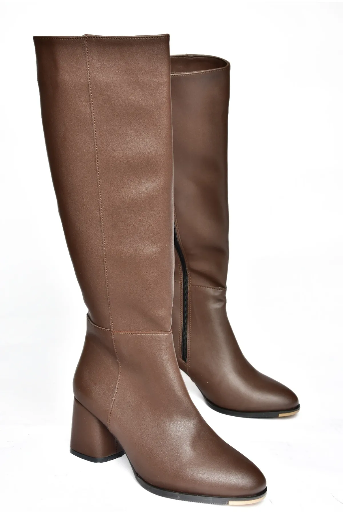 Fox Shoes  Braune Freizeitstiefel mit niedrigem Absatz für Damen J848300109