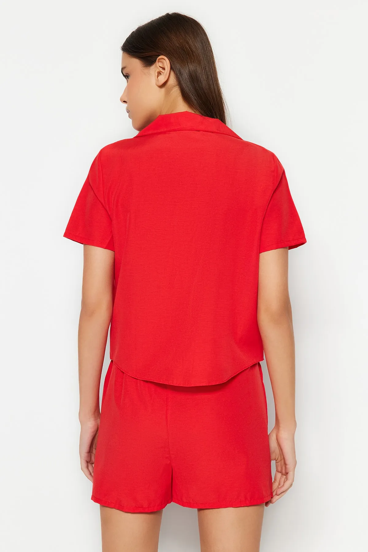 Trendyol Collection  Dunkelrotes, gewebtes Pyjama-Set mit Hemd und Shorts aus Frottee-Baumwolle THMSS23PT00132
