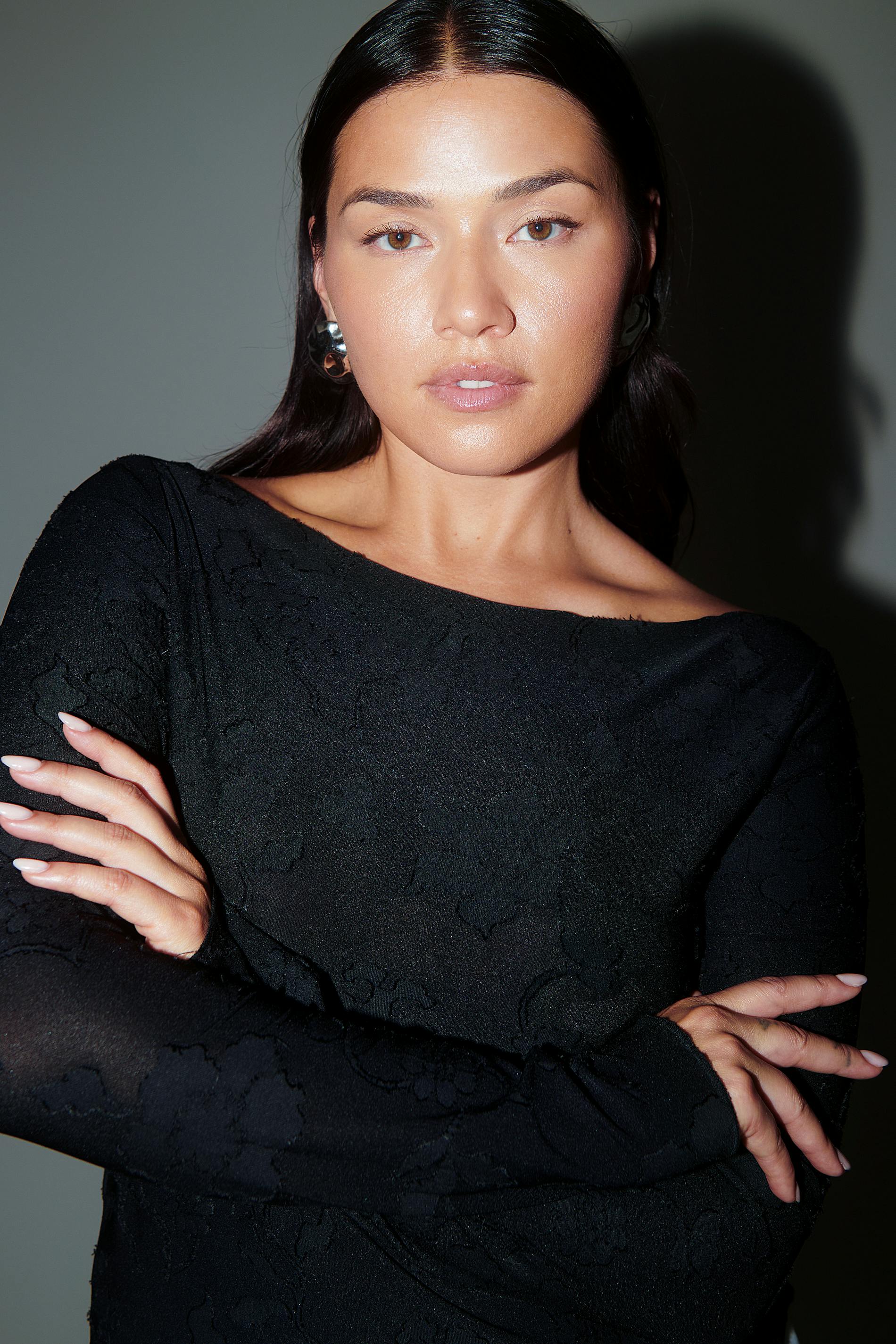 Boatneck top