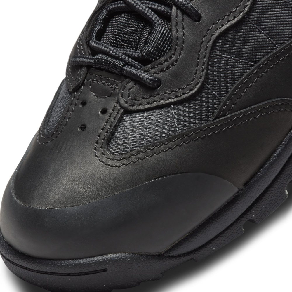 Nike ACG Air Mada DM3004-002 / schwarz