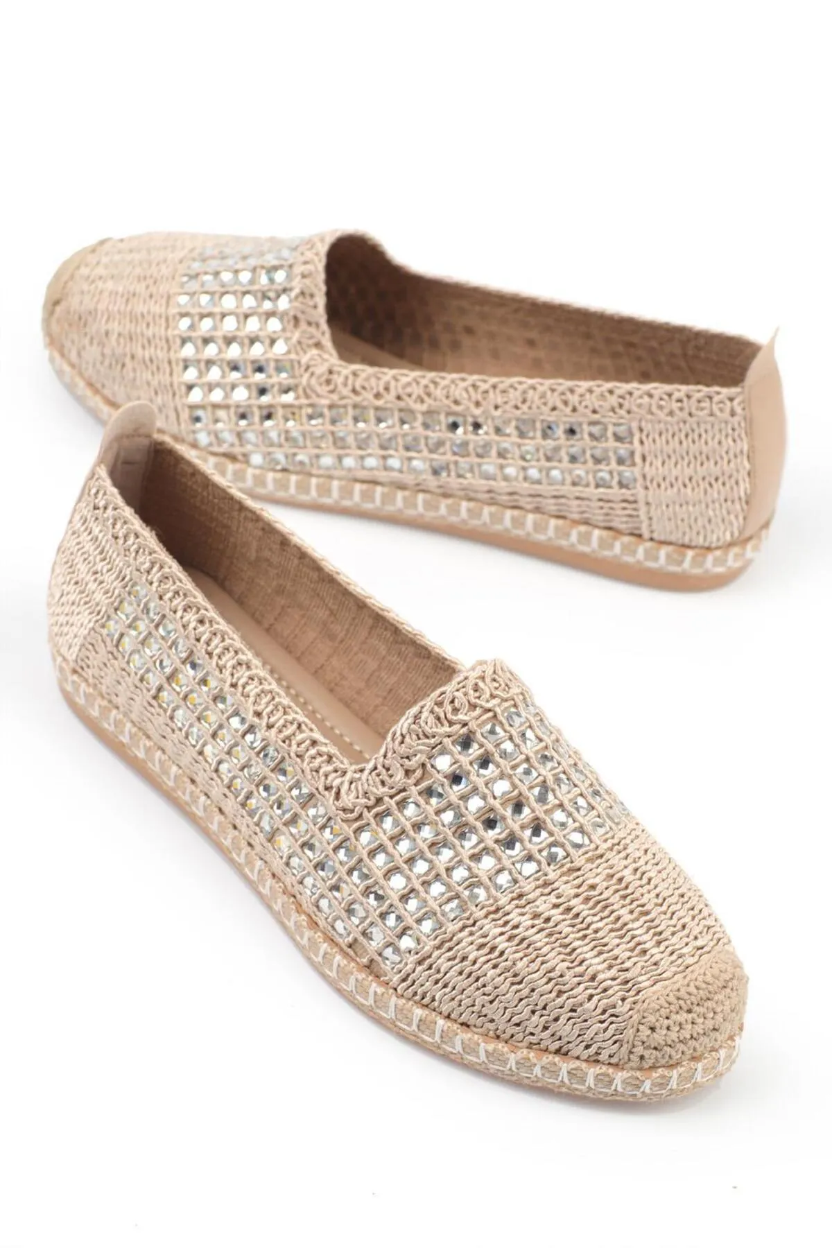 Capone Outfitters  Capone Oval Toe Stone Beige Damen-Slip-On-Seil-Espadrille