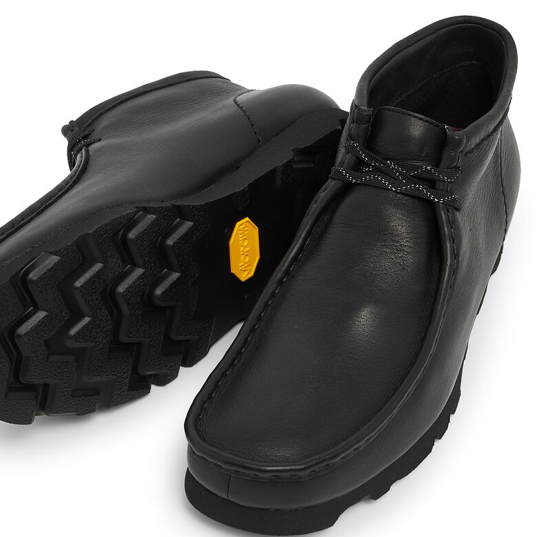 Clarks Wallabee Boot GTX black leather
