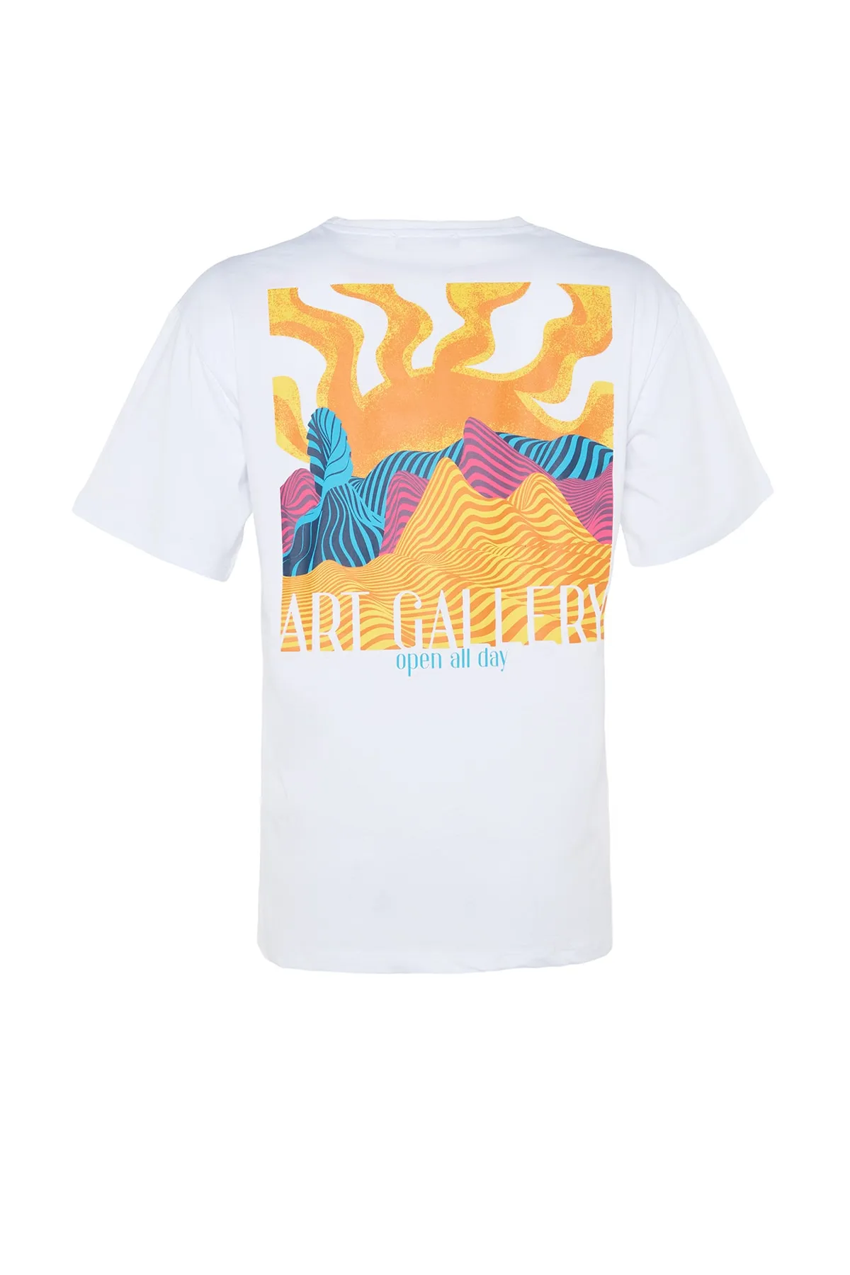 Trendyol Collection  Weißes, vorn und hinten bedrucktes Boyfriend-Strick-T-Shirt mit Rundhalsausschnitt aus 100 % Baumwolle TWOSS23TS00057