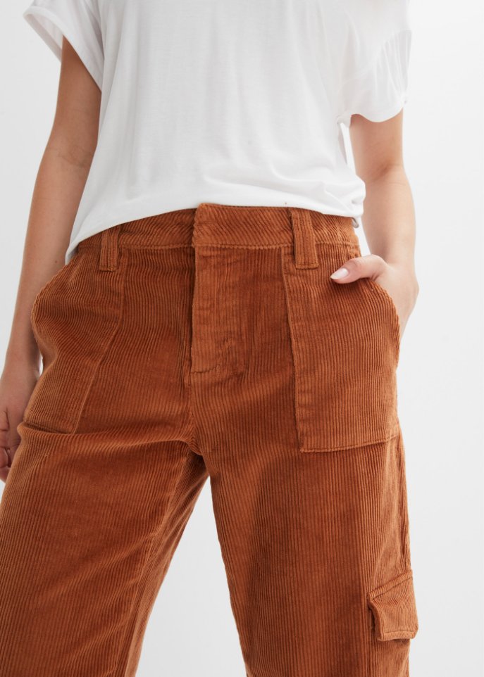 Cordhose mit Cargotaschen