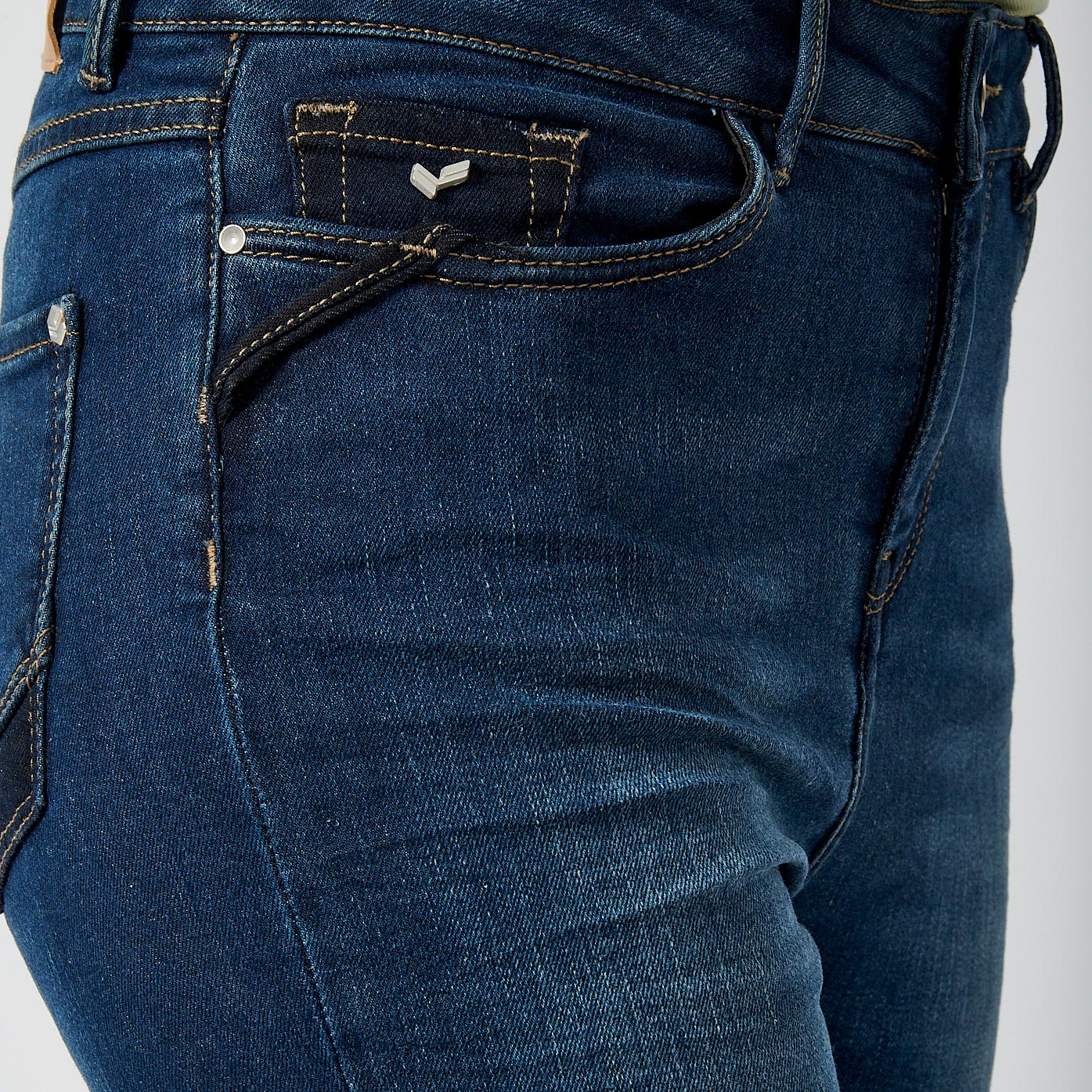 SIBEL  Jean demi-slim bleu femme