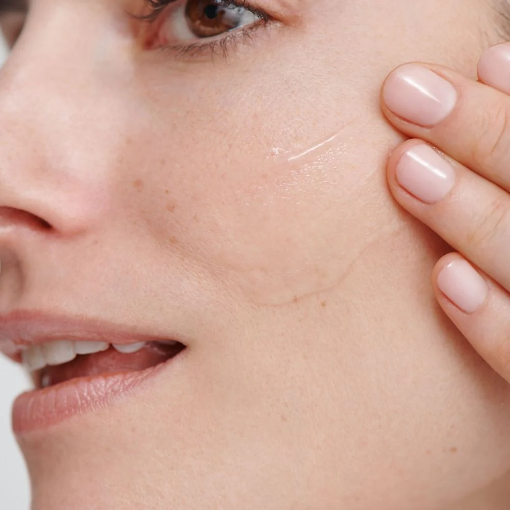 Regenerirajući serum za njegu lica - Serum za lice globalnog učinka