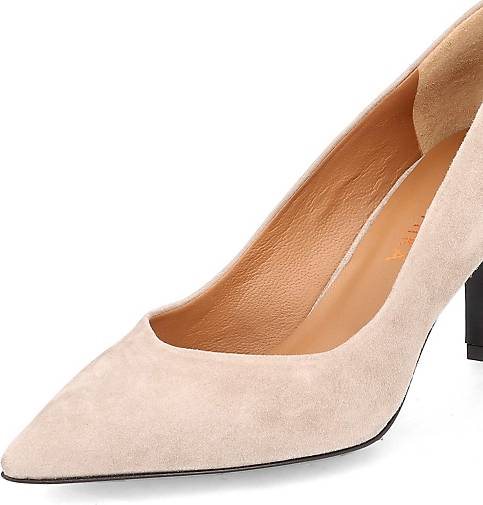Thea Mika Pumps