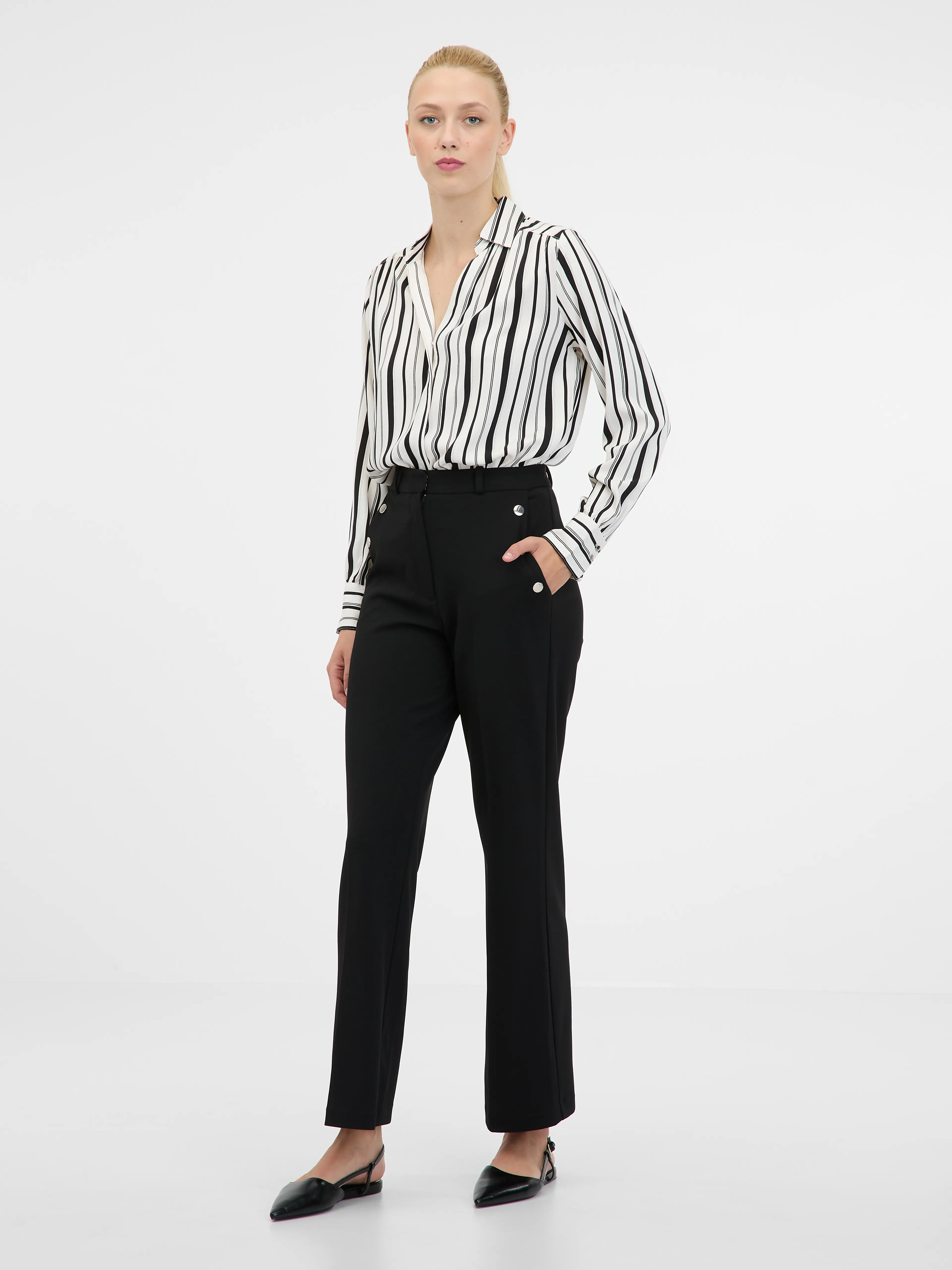 Weiß-schwarze Damenbluse ORSAY
