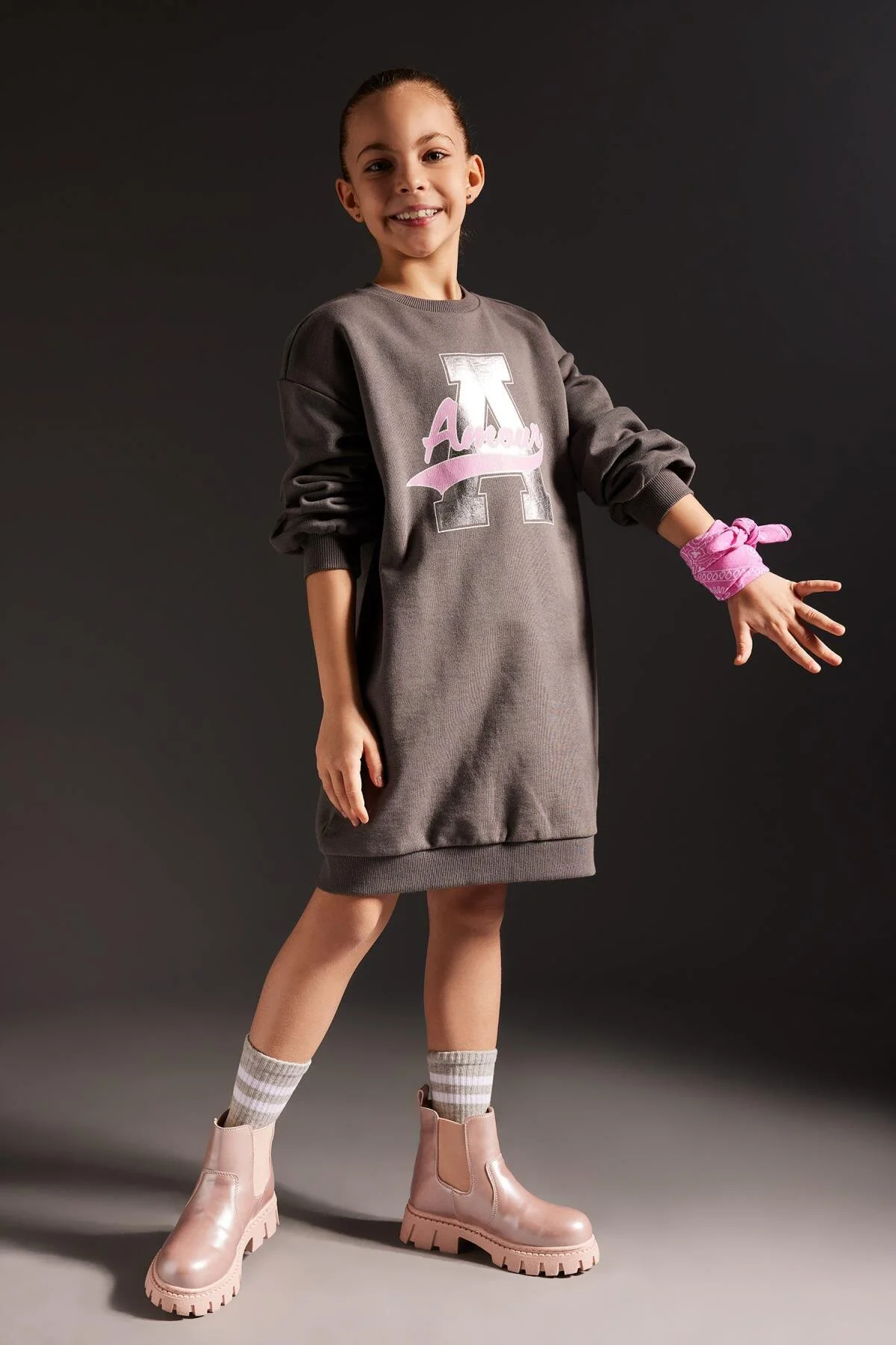 DeFacto  Bedrucktes Sweatkleid mit Rundhalsausschnitt für Mädchen - Langarm Z4933a623sp