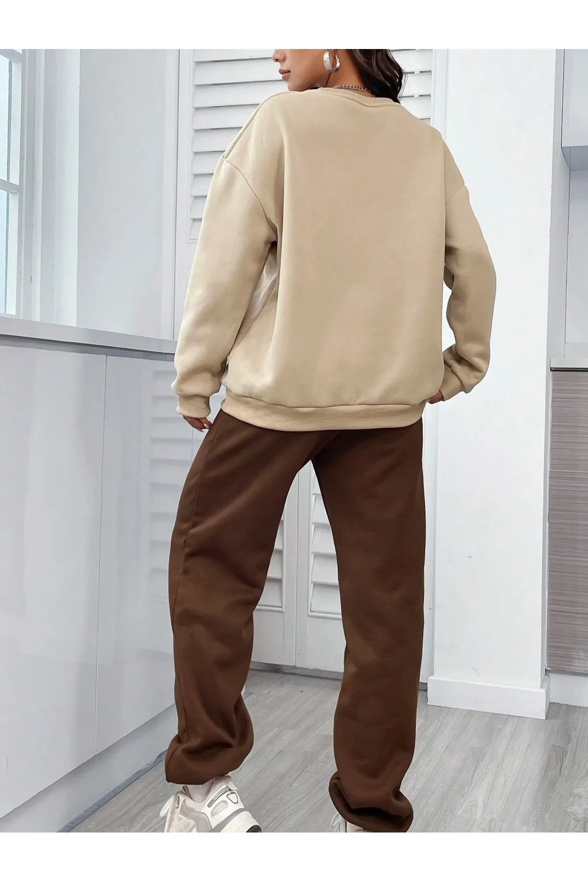 Know  Damen-Trainingsanzug-Set „California Seaside“ in Beige mit Übergröße und Oberteil