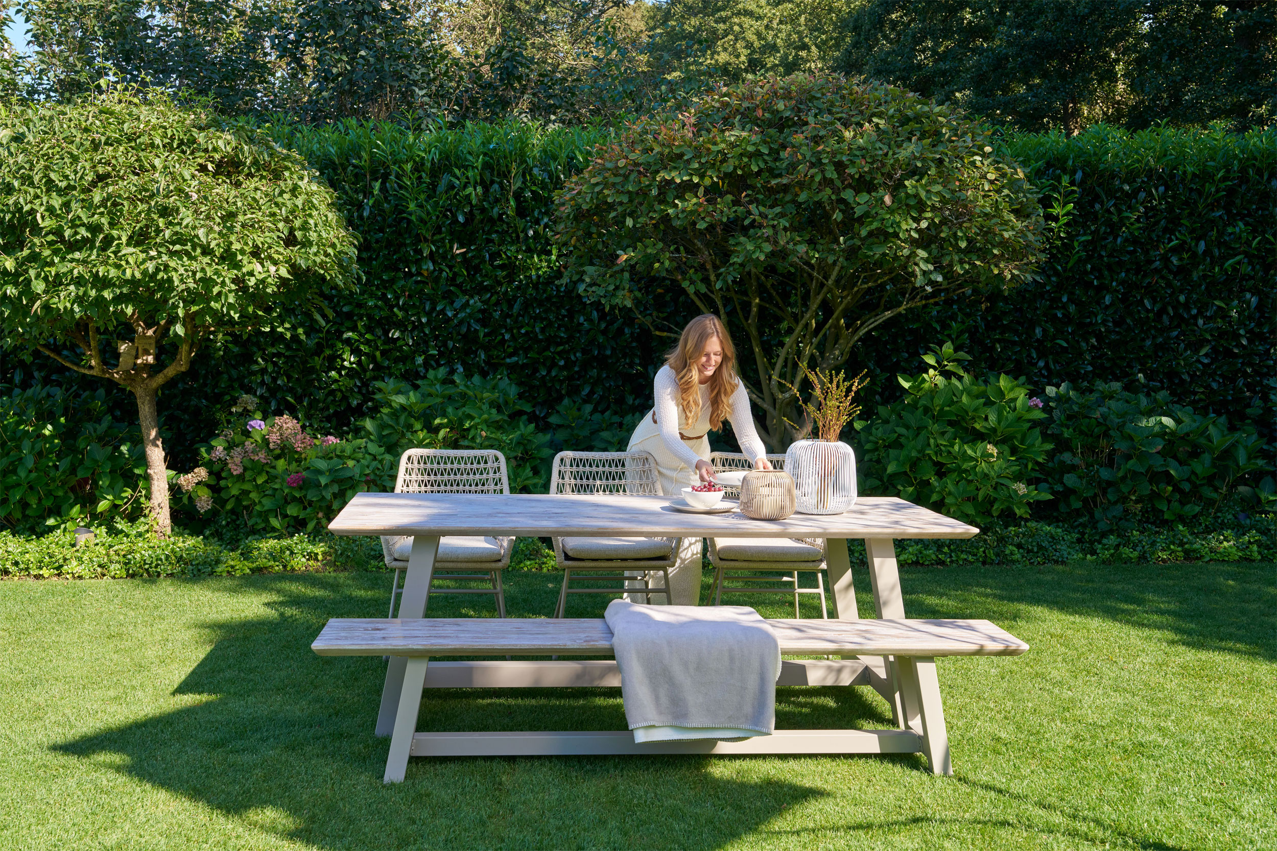 OUTDOORGartentisch Teak Weiss