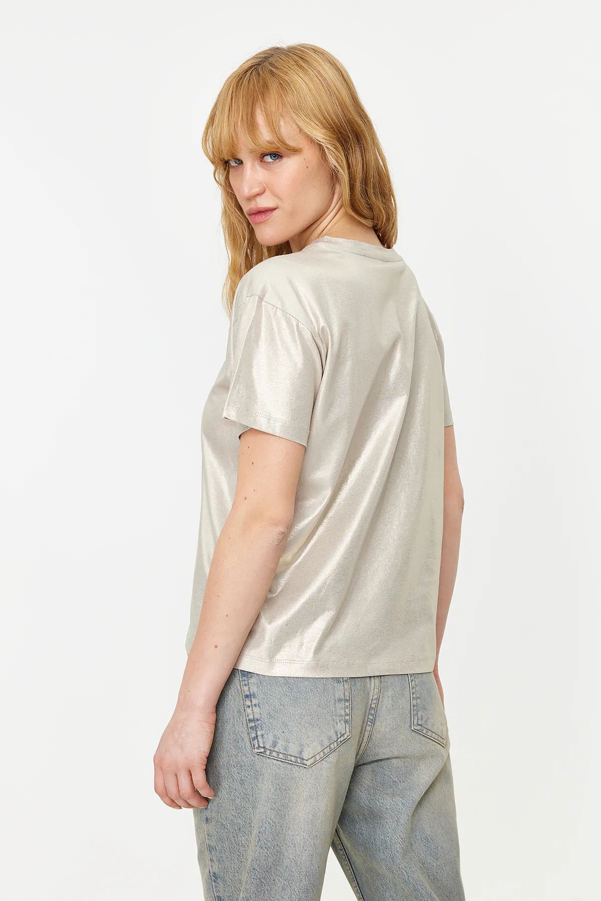 Trendyol Collection  Strickbluse mit Blattgolddruck, reguläres/normales Muster TWOSS24BZ00097