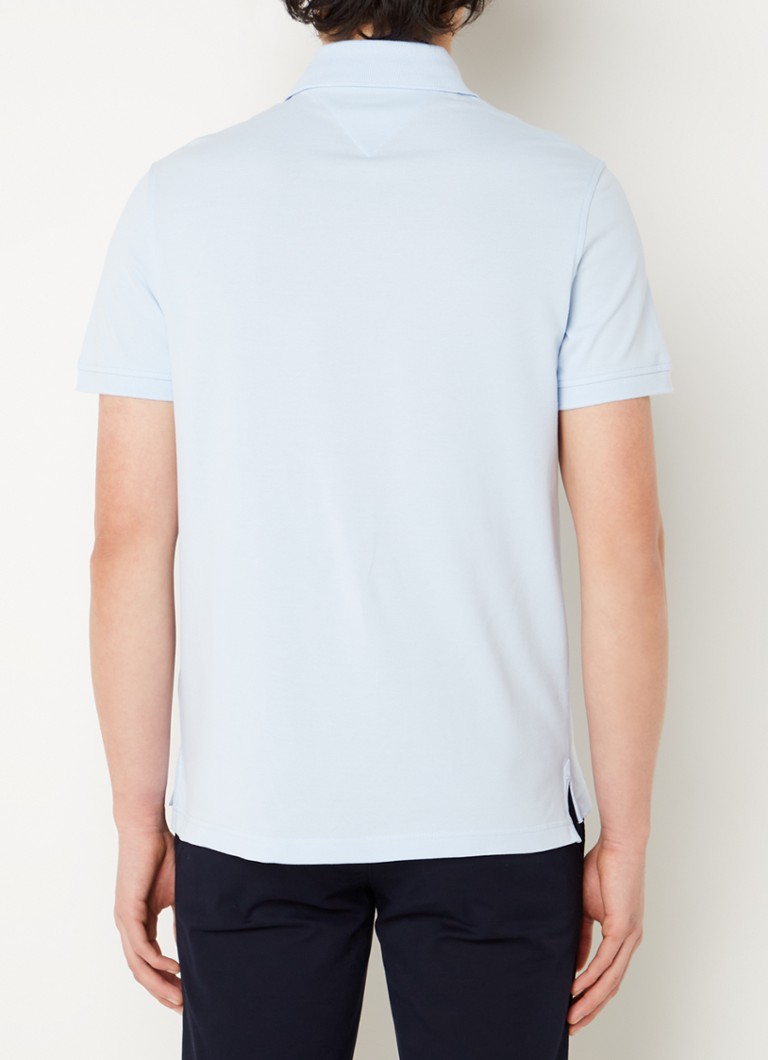 Polo Tommy Hilfiger Core de corte regular, confeccionada em piqué de algodão com bordado do logotipo.