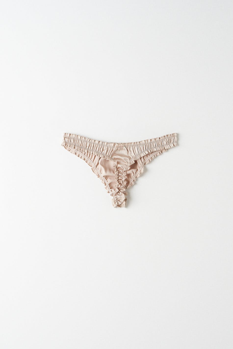 Eva satin string