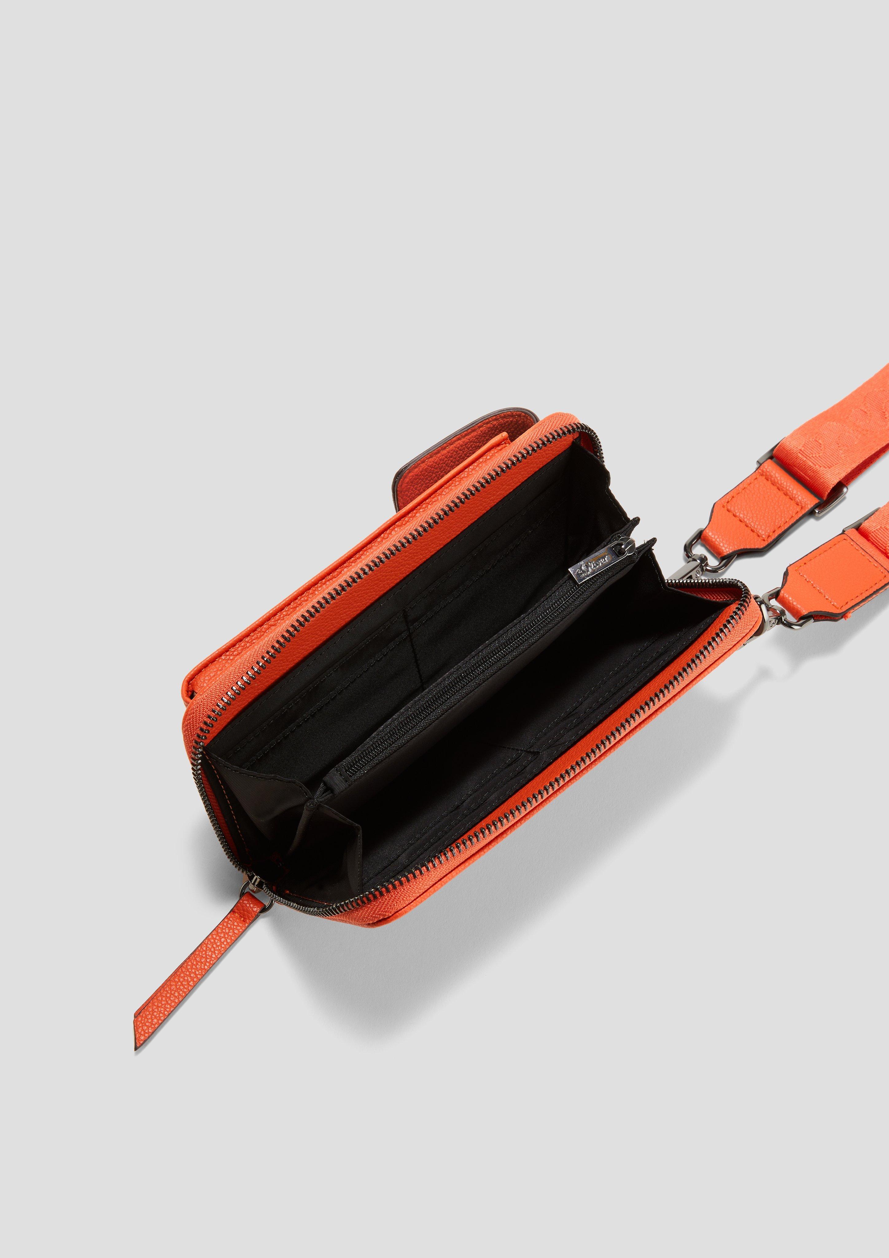 Phone Bag in Leder-Optik  2139607-2504